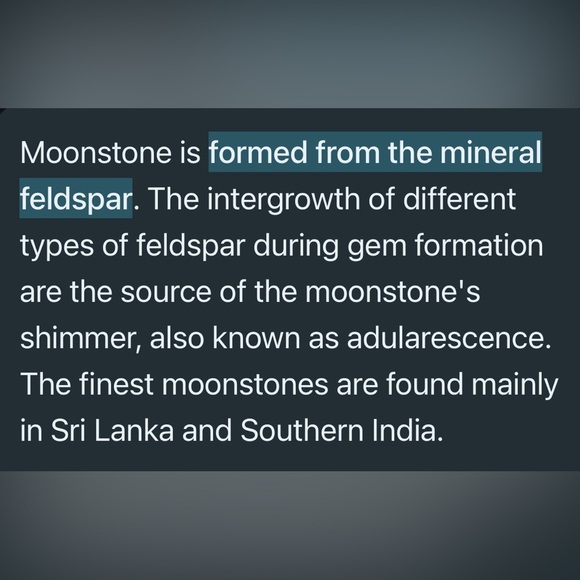 Beautiful Moonstone pendant in a black wrap (jewelers grade wire) - Picture 14 of 16